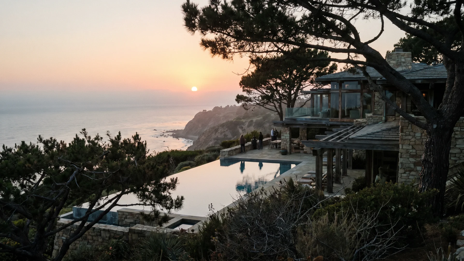 Modern luxury home — PV Peninsula